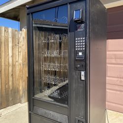 Vending Machine With Reader