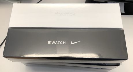 Brandnew Apple Watch series 5 44mm GPS +Cellular