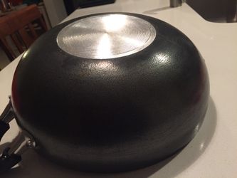 Non-stick cooking pan Thumbnail