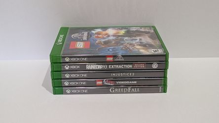 Xbox One Game Bundle – Injustice 2, LEGO movie, Rainbow Six