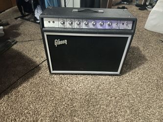 guitar amp: Gibson solid state 1990’s