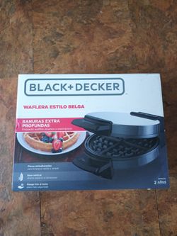Black and Decker Belgian Waffle Maker