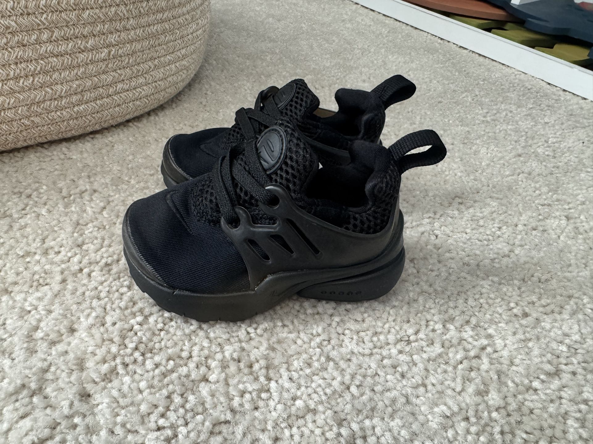 Nike Shoes 5C
