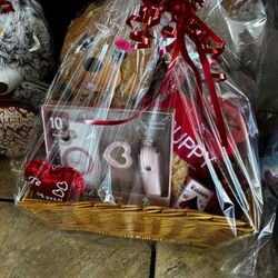 Canasta De San Valentin 