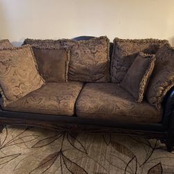 Couch set