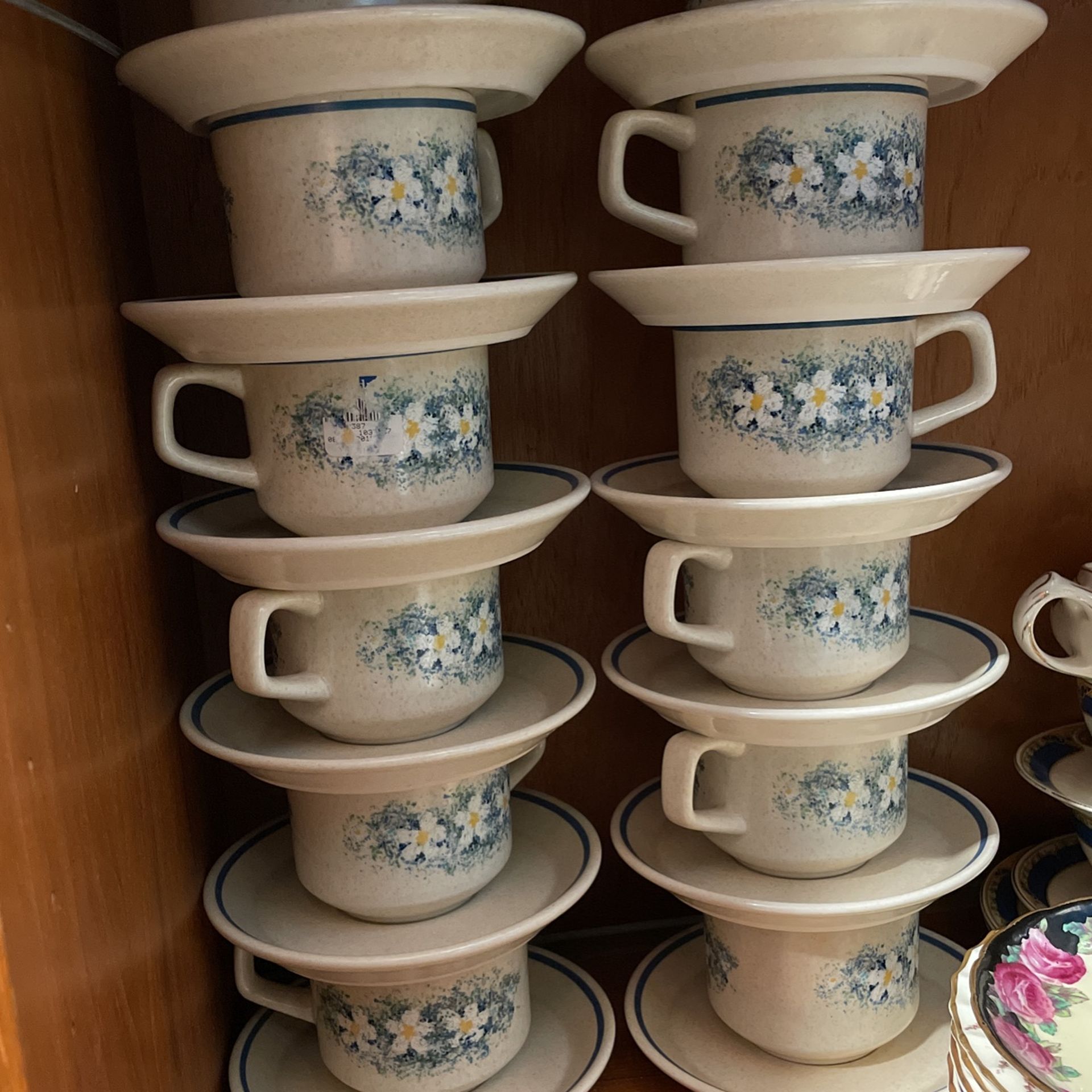 Set For Temper ware By Lenox