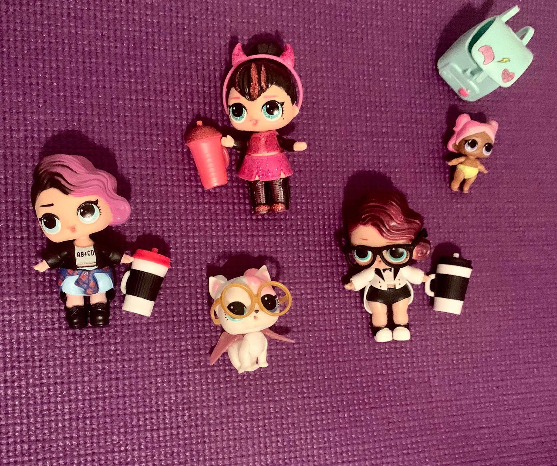 LOL Dolls - Black Tie, Rocker And sugar pup, Glitter Spice And Little Sister