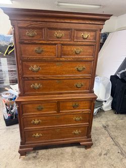 Chest dresser