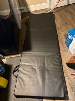 Black Folding Exercise Mat with Carry Handle