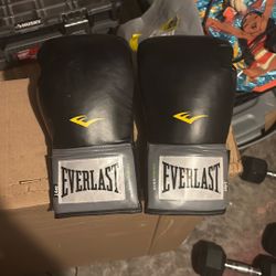 6 oz boxing gloves