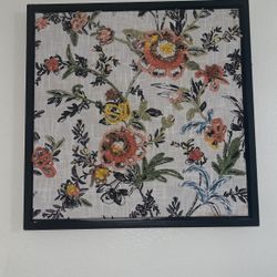 Flower embroidery frame