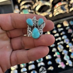 Turquoise Women Ring Size 8 Navajo
