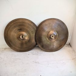 Vintage Paiste 404 hi hats 14"