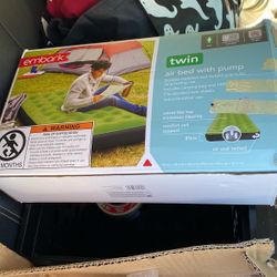 Twin Size Air Mattress With Pump