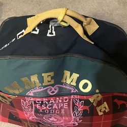 Victoria Secret Rolling Bag 