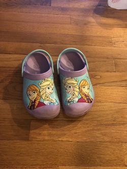 Disney Frozen crocs clogs