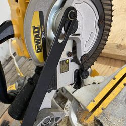 DeWalt Compound Miter Saw Battery