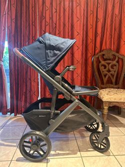 Uppababy Vista V2
