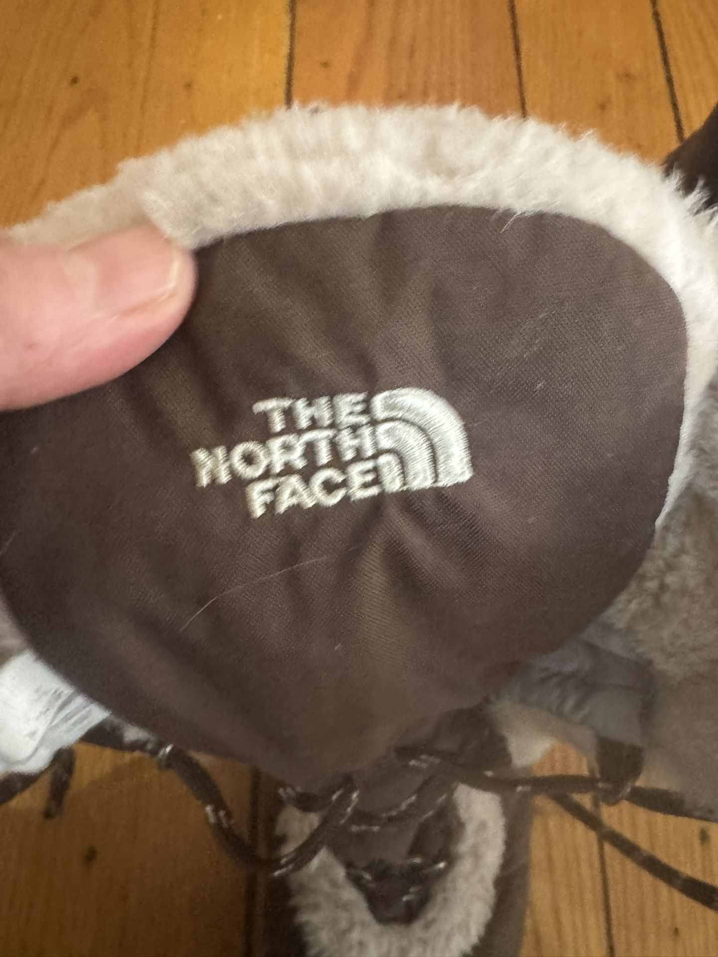 Northface boots 9 1/2 size