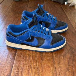 Nike Dunks?