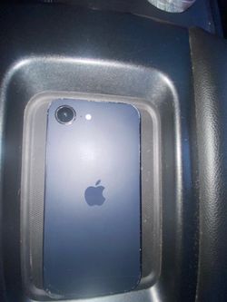 IPHONE 16E IPHONE 15 Fully Functional, Lightly Cracked, Passcode Locked, ICloud Unlocked