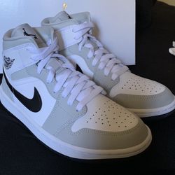 Jordan 1 Mid Light Smoke Grey 8W DS
