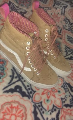 New and Used Clothing & shoes for Sale in Oceanside, CA New and Used Clothing & shoes for Sale in Oceanside, CA