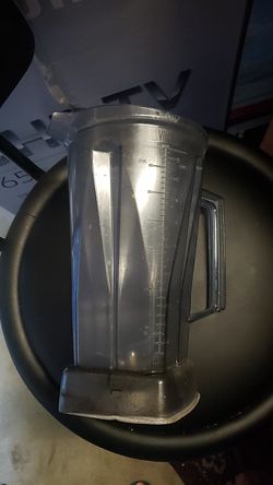 Vitamin Blender container with blade - Heavy wear