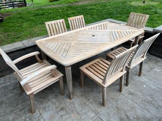 7 Piece Grade A Outdoor Dining set by Thos Baker