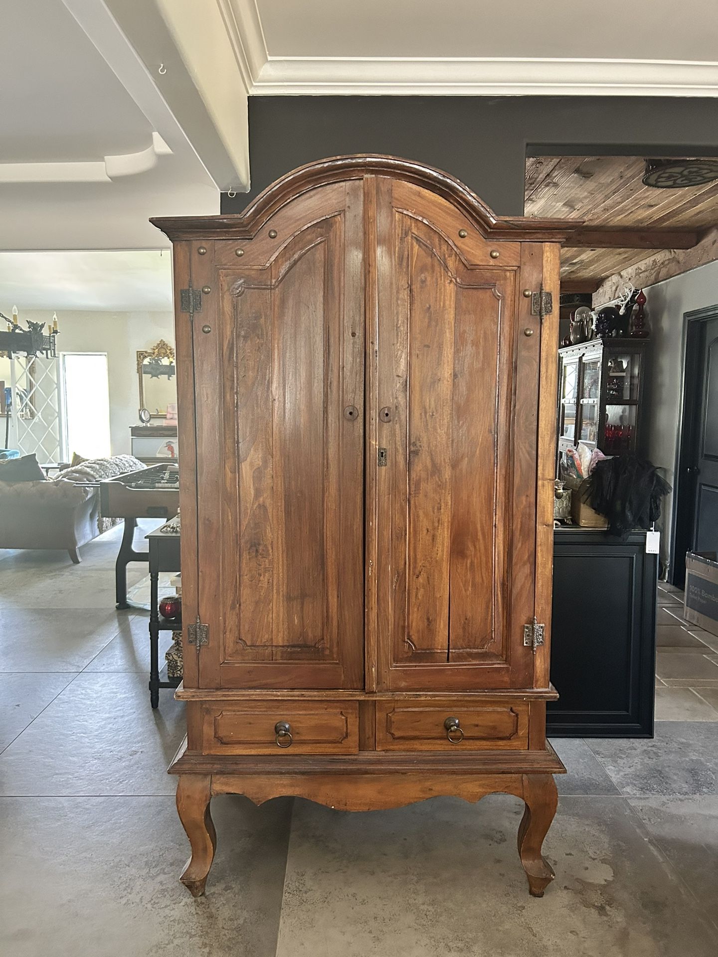 Armoire