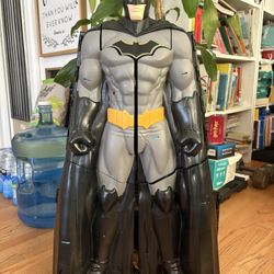 Batman Playhouse/DC Comics Batman Bat-Tech Batcave Giant Transforming Playset