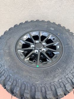 Pro Armor Trekker 2.0 UTV Wheel and Tire Polaris rzr