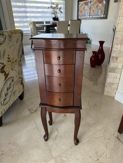 Jewelry Chest