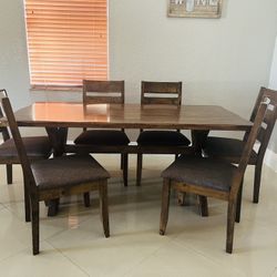 Dining Set  + Stool / Juego De comedor + Banco