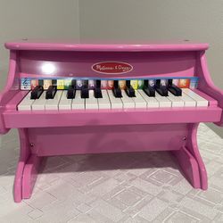 Melissa & Doug Play Piano