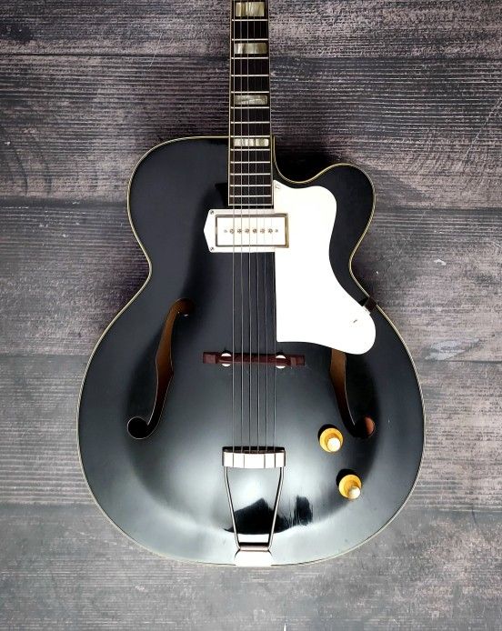 Kay Upbeat 50s semihollow body Electric Guitar !!! πΈ $980 Or Best Offer !!