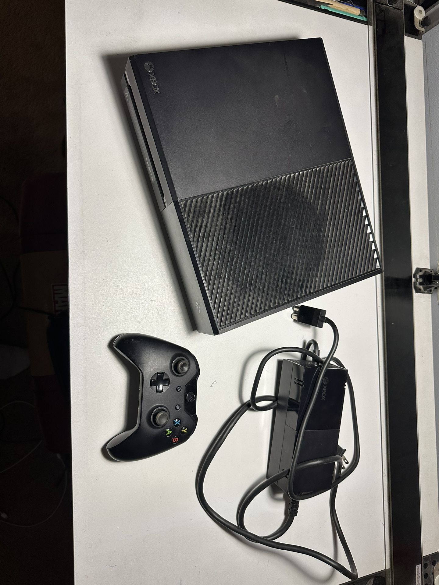 Xbox One Console w/ Controller