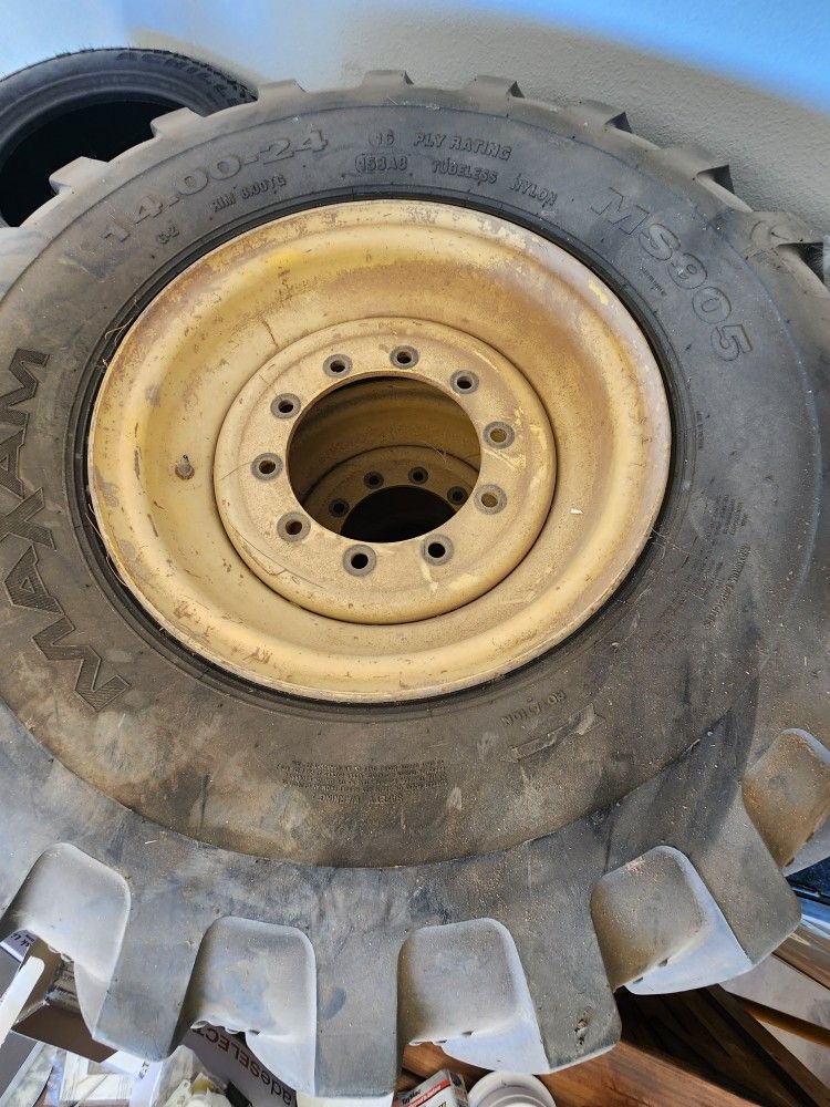 Telehandler 10 Hole Forklift Tires