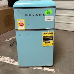 GALANZ BLUE MINI FRIDGE GLR 31TBEER 3.1 cu🧊❄️❄️❄️❄️ TKJB