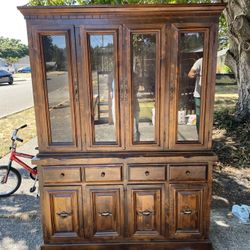 Solid Wood China Cabinet 