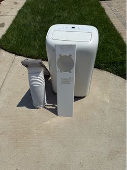 NICE AND CLEAN,POWERFUL PORTABLE AIR CONDITIONER IN EXCELLENT CONDITION. 10,000BTUS . INCLUDES WINDOW KIT AND HOSE. $225.00 OR BEST OFFER.