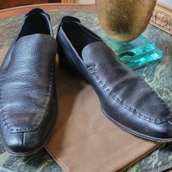 GUCCI MEN'S BLACK LEATHER SLIP-ON LOAFER 10.5 D 
