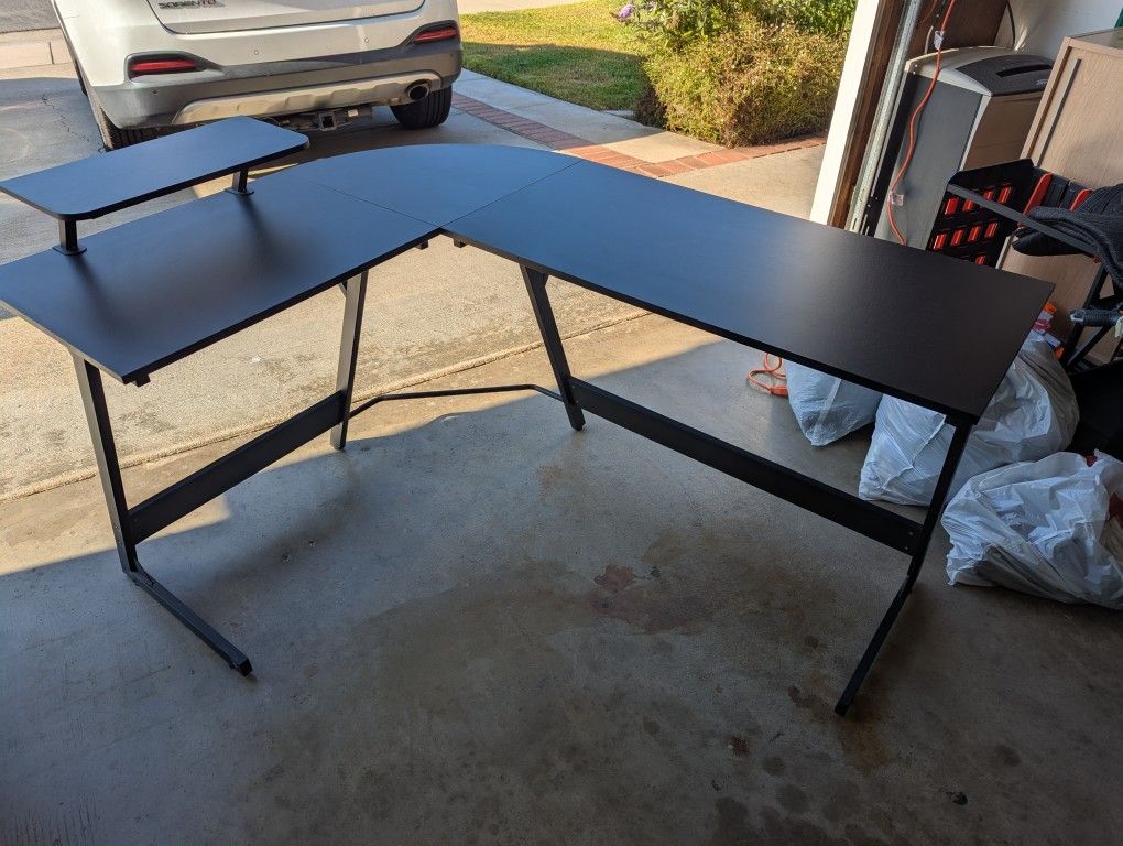 Computer Desk -$40