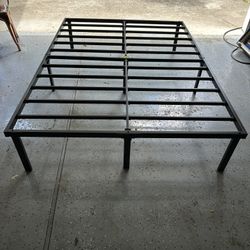 Metal Platform Bed Frame, Full 
