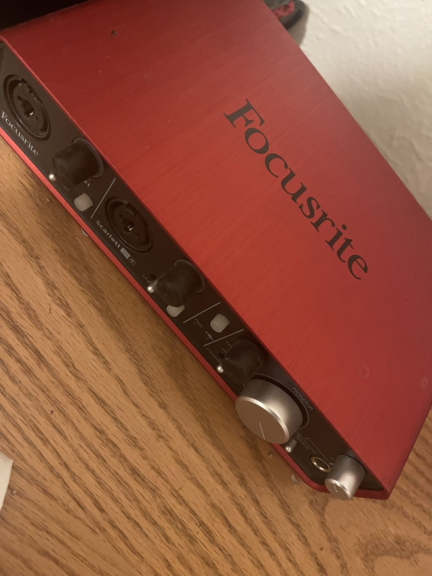 Scarlett 2i2 [3rd Gen]] Mackie CR3-X 3 inch Multimedia Monitors 