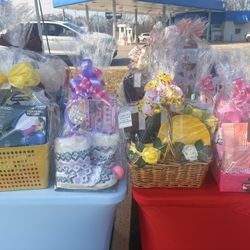 Christmas Basket For Sale