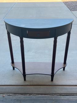 1/2 round table