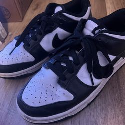Nike Panda dunks