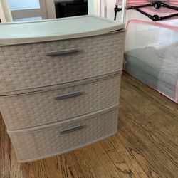 3 Drawer Dresser Plastic 