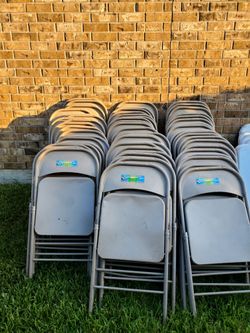 Sillas de metal en venta son 50